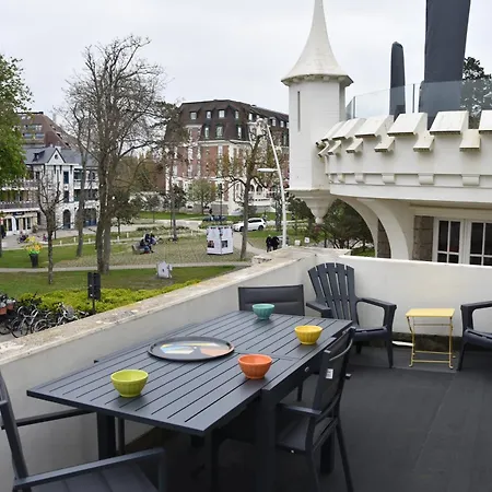 Duplex Le Touquet, Quartier Westminster 3 Chambres, 6 Couchages, 1 Parking, Location A La Semaine En Juillet Et Aout, Sinon 2 Nuits Minimum, Linge De Maison Avec Lits Faits En Option Apartment